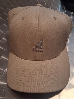 Kangol Men's Classic Khaki Baseball Cap